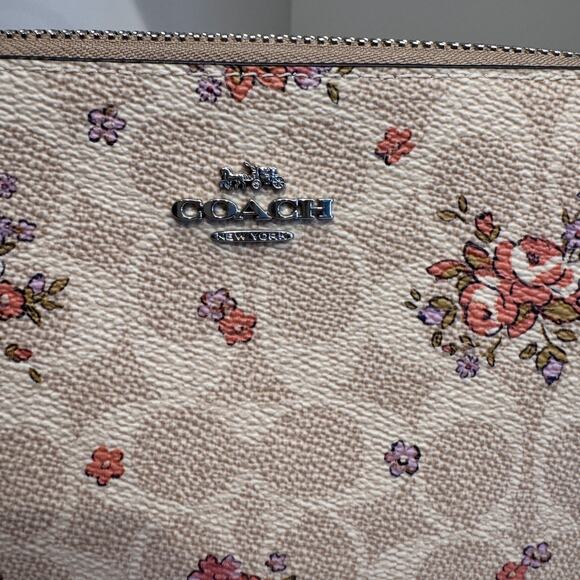 Coach Nolita 19 In Signature Canvas With Floral Print CAQ19 - Picture 5 of 8